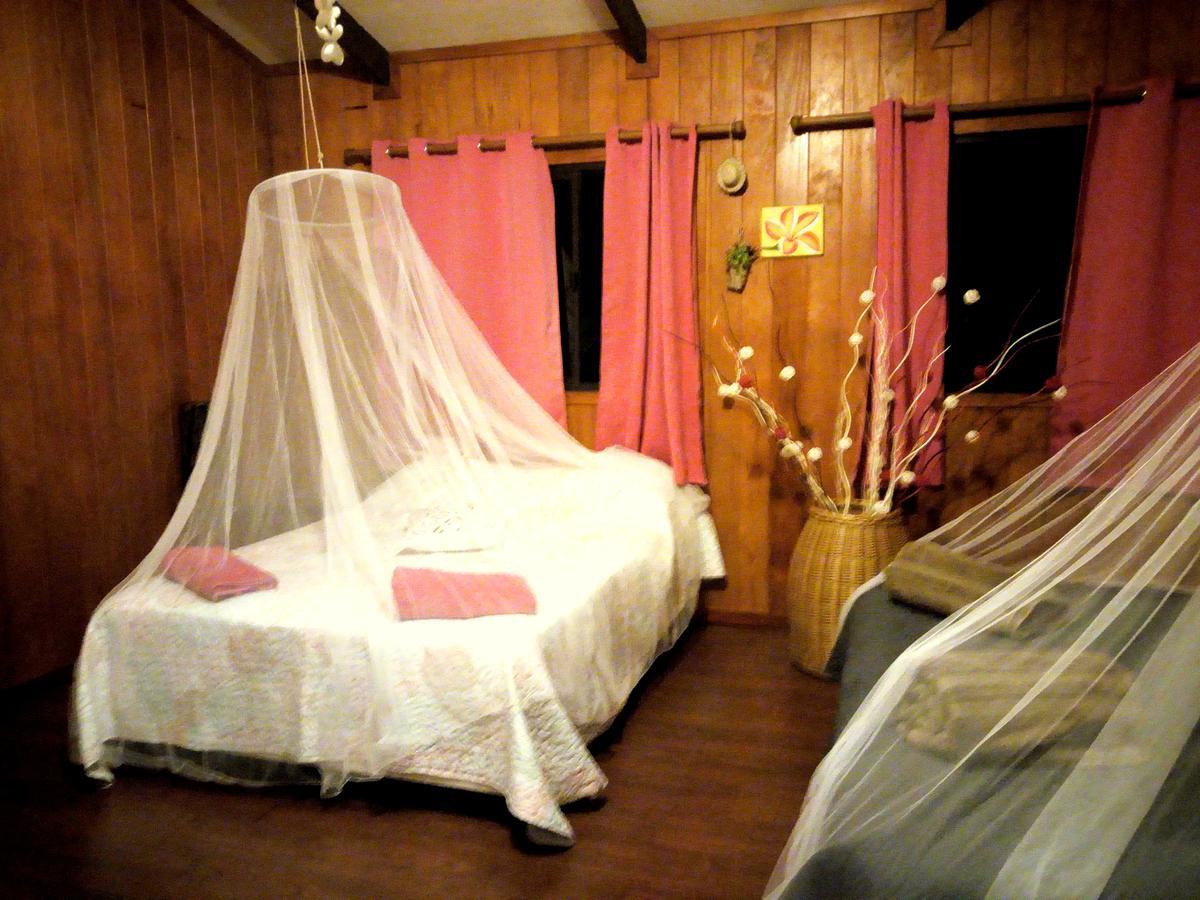 Haere Mai I Te Fare Hotel Teavaro ภายนอก รูปภาพ