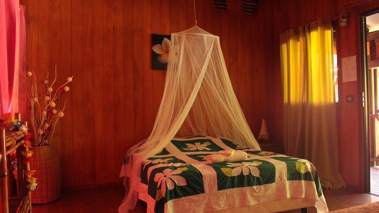 Haere Mai I Te Fare Hotel Teavaro ภายนอก รูปภาพ