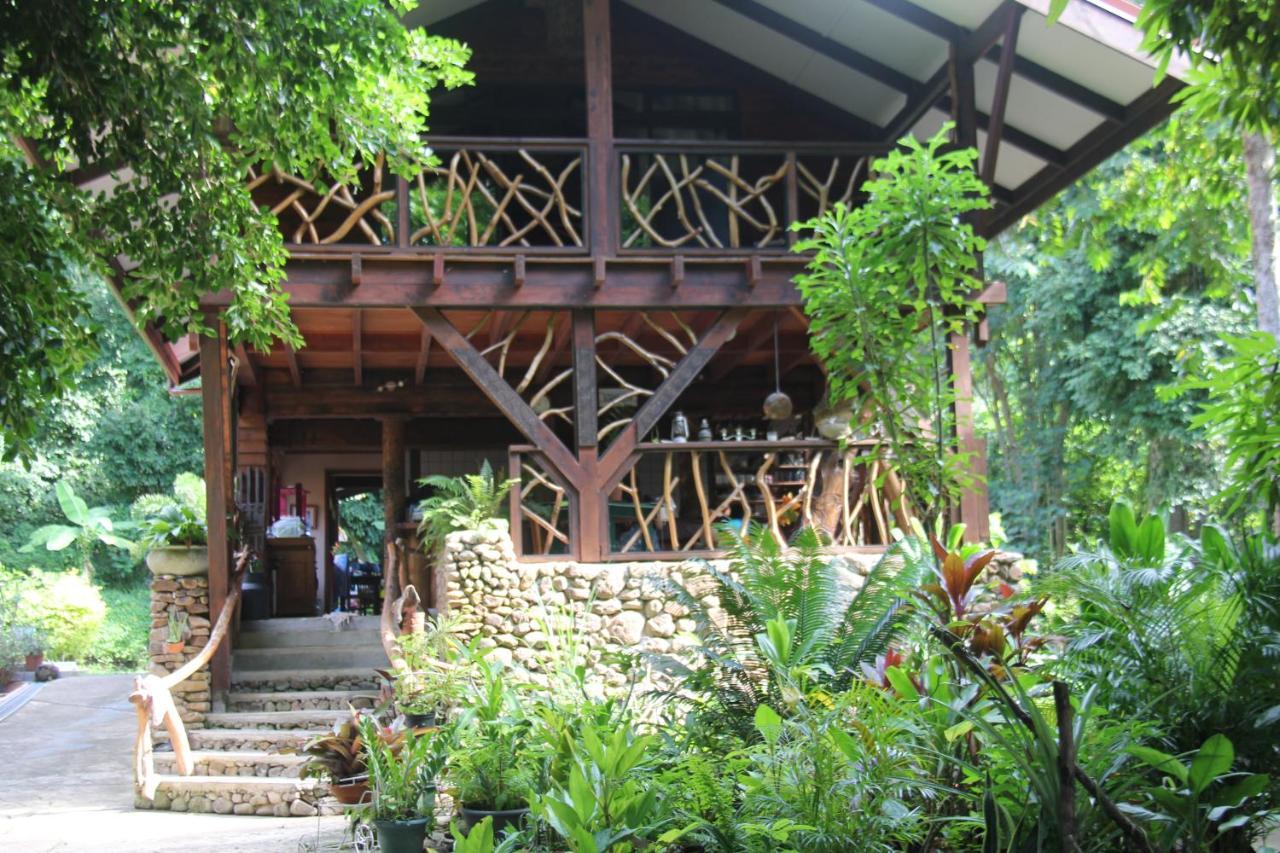 Haere Mai I Te Fare Hotel Teavaro ภายนอก รูปภาพ
